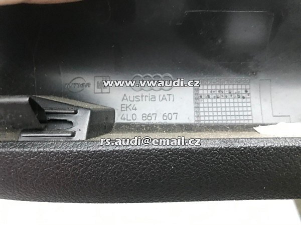 4L0 867 606  . 4L0 867 607 AUDI Q7 4L 2007 tapecírunk obložení plast zadních výklopných dveří oklo okna   páte zadní dveře víko  tapecírung  dekl - 4