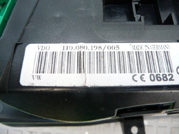 Tachometr VW Passat 3B  3B0 920 927 - 3