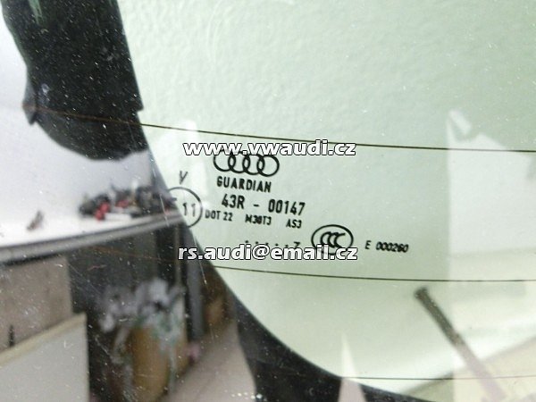 Audi Q7 4L Okno sklo zadní na dveře víko kufru Audi Q7 2007 4L  vyhřívané okno  - páté dveře výklopné  zadní vrata - 2