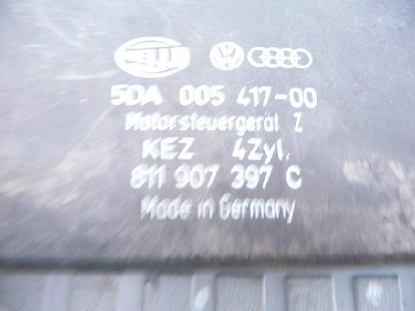 Řídící jednotka Audi 811 907 397C - 2