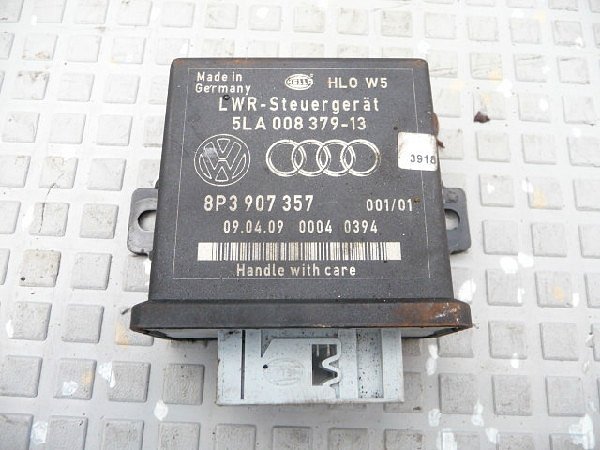 Řídící jednotka regulace světlometu  Audi A3 - 2