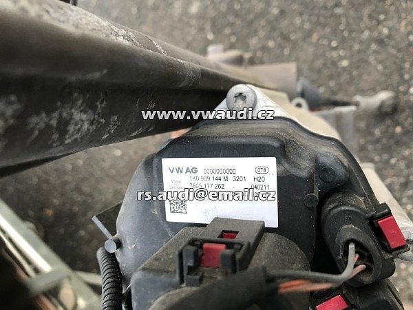 1K1 423 051 EK  Hřeben řízení.elektrické řízení - Golf 6 Hřeben řízení.elektrické řízení - Golf 6   Servomotor - hřeben -  1K1 423 051 EK  + jednotka el. 1K0 909 144M    .  1KO 909 144M - 3