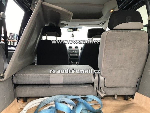 VW Caddy LIFE 2K 1,9 TDI  1896 cm 77 kW NÁHRADNÍ DÍLY   interier kompletní na náhradní díly - sedačky , DVEŘE přední . POSUVNÉ šoupačky + skla , zadní víko + sklo   motor BLS  + převodovka JCS. - 20