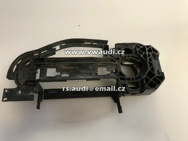 4F0 837 885 .  4FO 837 885 Držák -  zajištení kliky řidiče LP KLIKA DVEŘÍ AUDI A6 4F 2005 - 2010 - 2