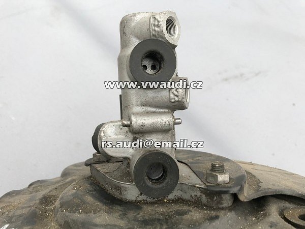 3C1 614 105  VW Tiguan 5N hlavní posilovač brzd - 7