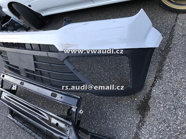 7C0 807 819A Přední nárazník VW Volkswagen Crafter II MAN 2017 - 2019  7C0    lakovaná pod světla  - 2