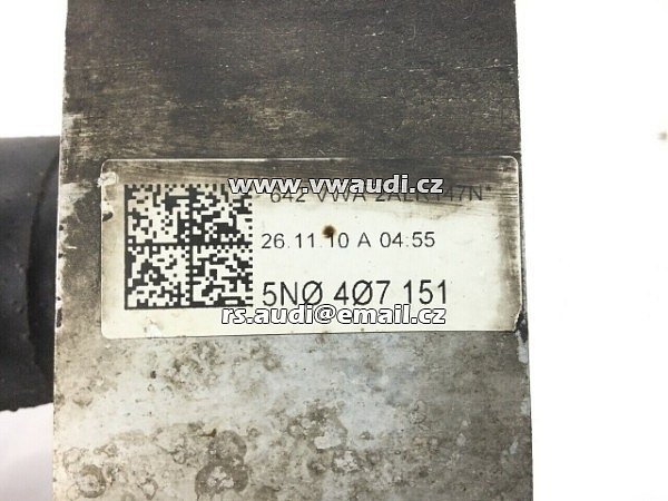 3CO 199 231E Passat B7 2011 - 2014    Přední náprava Volkswagen Passat B7 Rameno spodní přední levé  - 3