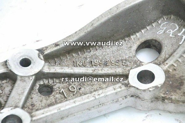 1K0 199 296E Držák ramene  VW Touran Golf 5 levý přední 1K0199295E / J   kost VW GOLF 5 V přední pravá 1K0199296E 1K0199296J 1.9 10/2006 - 2