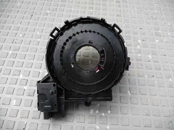 VW GOLF 5 TOURAN   Airbag kroužek 1K0 959 653 - 3