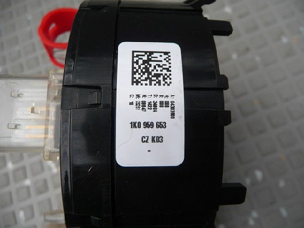 VW GOLF 5 TOURAN   Airbag kroužek 1K0 959 653 - 4