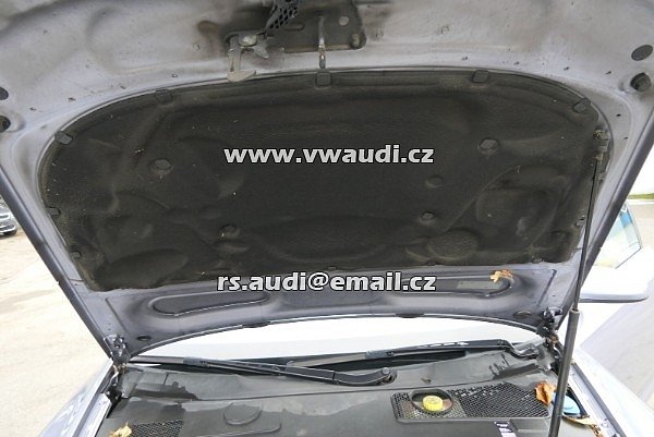 4F0 863 825C AUDI A6 (C6) + AVANT 4F 2005 - 2010  3,0 2,7 TDI      A6  (4F5, C6)    Tlumení hluku - deka do kapoty , odhlučnění motoru zvuková izolace . Kapota přední - 2