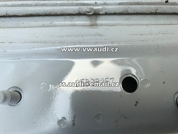 2G6 827 025B Zadní dveře . víko kufru .páté  VW Polo VI 2G (AW, BZ) 1.0 TSI 85 kW 115 PS dveře  - 8