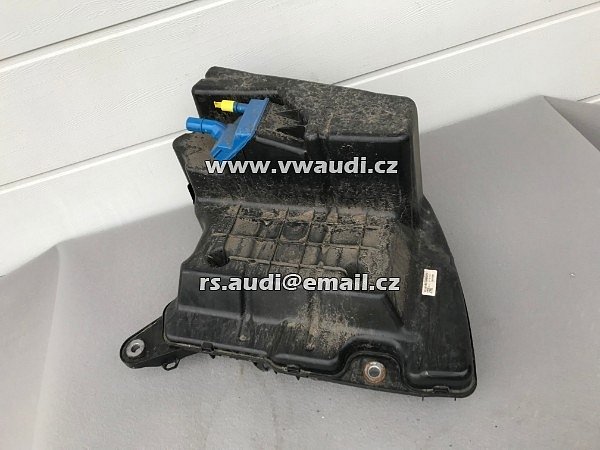 8W0 131 878AC , 8W0131878AC,  8w0 131 8  78ac   Audi A4 8W A5 F5 A8 4N Adblue Tank 8W0131878AC nádrž na redukční činidlo SCR nádrž - 4