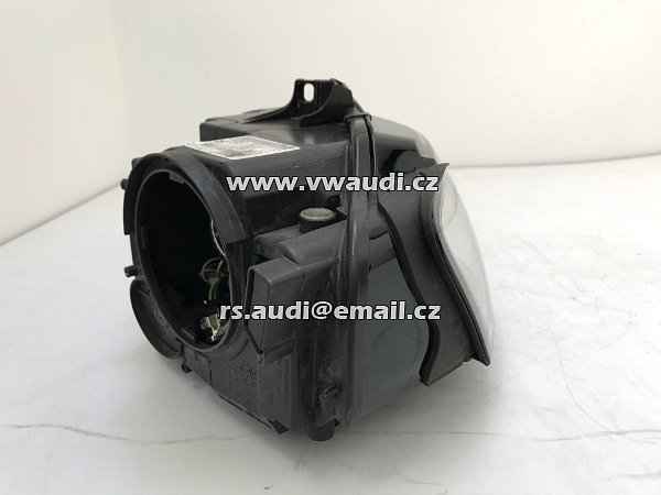 8K0 941 004G AUDI A4 B8 BI-XENON  D3S + LED  světlomet Bi-Xenon vpravo -  - 8