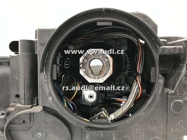 8K0 941 004G AUDI A4 B8 BI-XENON  D3S + LED  světlomet Bi-Xenon vpravo -  - 12