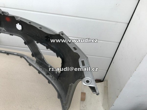 510 807 221F VW Golf Sportvan   přední nárazník park systém otvory pdc + ostřikovače světel   - 7