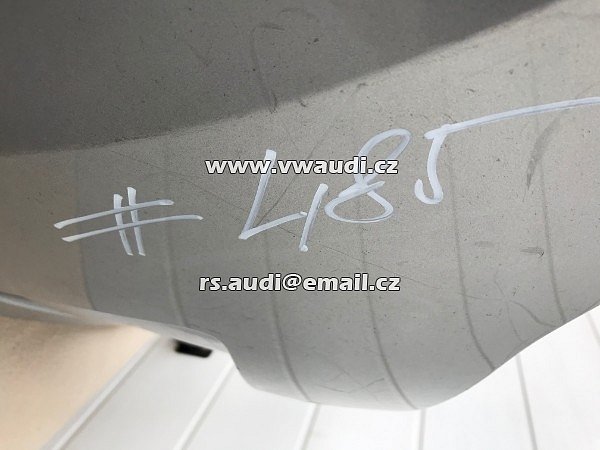 510 807 221F VW Golf Sportvan   přední nárazník park systém otvory pdc + ostřikovače světel   - 3