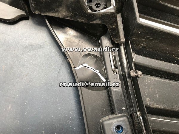 Nárazník přední Audi A3 8V Facelift  -  PDC + otvory záslepky na ostřikovače světlometů  - 9