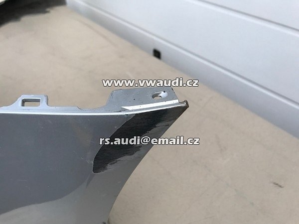  4G0 807 437  Nárazník přední A6 4G C7 S-Line 2012 2014 - s otvory na ostřikovače světlometů  + otvory pro parkovací čídla 4 X PDC  barva Stříbrná   - 4