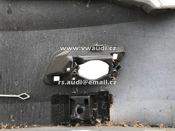  8V3 807 437 Nárazník přední  Audi A3 8V   s otvory na ostřikovače světlometů    barva bílá  - 2