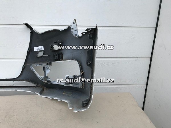  8V3 807 437 Nárazník přední  Audi A3 8V   s otvory na ostřikovače světlometů    barva bílá  - 8