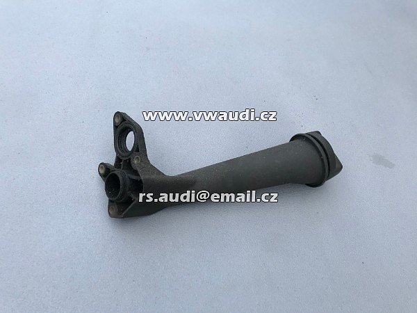 074 115 308 B Plnicí trubka oleje VW T4 2,5 TDI  s olejovým uzávěrem 074 115 308 B plnicí hrdlo - 2
