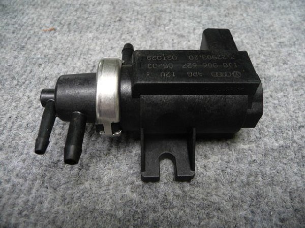1J0 906 627   Elektromagnetický ventil  - 2