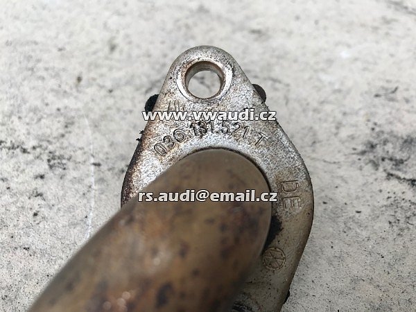 03G 131 521 T  VW PASSAT B6 TOURAN A3 8P 2.0 TDI BKD BKP 03G131521T     spojovací trubka roura od regulační klapky chladiče - 2