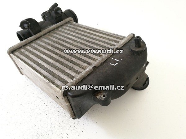 4F0 145 805 E A6 4F 2.7 3.0 TDI intercooler  LEVÝ   chladič  stlačenáho vzduchu turba  4FO 145 805 E - 2