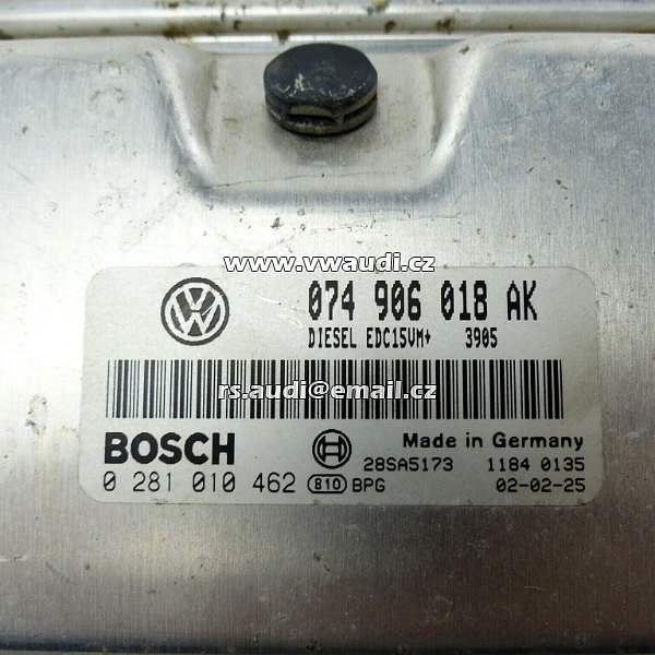 074 906 018 AK Řídicí jednotka motoru VW T4  AJT  2,5 TDI    - 2