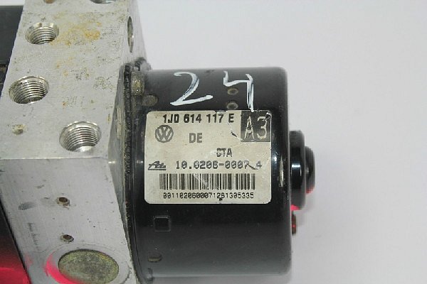VW Golf IV ABS 1C0 907 379C / 1J0 614 117E - 3