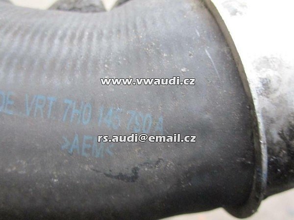 7H0 145 709A Vzduchová hadice VW T5 Multivan, 2,5 TDI hadice plnicího vzduchu - HADICE VZDUCHU TURBO HADICE 7HO 145 709A - 2