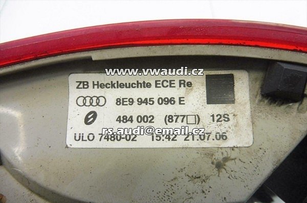 8E9 945 096E Zadní světlo vpravo venku  Audi A4 8E A4 Avant 2.0 TDI DPF - 2