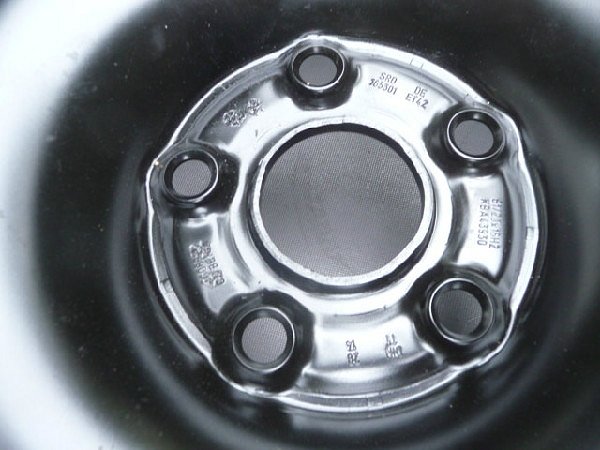 3C0 601 027BE  ocelový disk 16 - 4