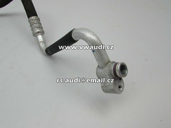 8T0 260 701M Hadice klimatizace kompresoru klimatizace Audi A4 8K 13-17 AUDI S5 8TO260701M OEM použité - 2