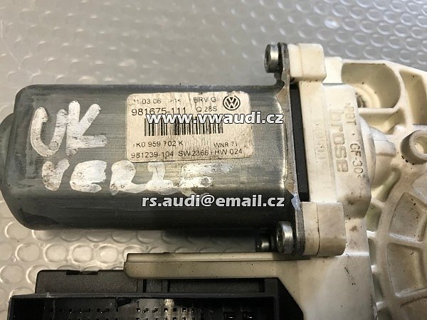 1K0 959 792G Zvedák okna VW Jetta Golf 5 6 motorek přední pravý 1K0959702K 1K0959792G - 2