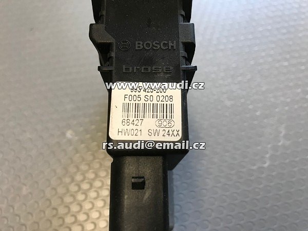  1K0 959 704 F VW Golf Mk5 okenní motor pravé zadní dveře 1KO 959 704 F - 5