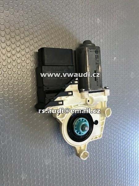  1K0 959 704 P 1KO959704P Originální okenní motor VW Passat B6 zadní pravý 1KO 959 704 P - 2