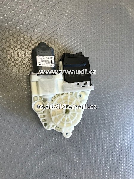 3AA 959 794  Motorek stahování okna skla elektrická stahovačka okenní motor VW Passat 3C 3AA B7  zadní pravý - 2