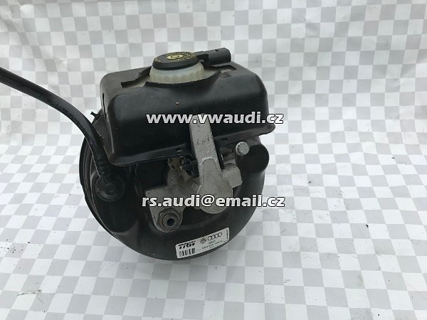  8K0 612 103K  Audi A4 8K A5 8TA Audi A4 B8 8K 2009 Posilovač brzd Posilovač brzdné síly 8KO 612 103 K TRWbrzdový válec pumpa  - 5