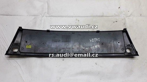 4F0 807 285 EKryt držáku poznávací značky , nárazník  AUDI A6 (4F2, C6) A6 Avant (4F5, C6) 4FO 807 285 E + 2 x otvor pro čislo PDC  - 2