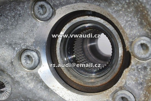  4G0 407 241C Pouzdro ložiska kola závěšení kola  Audi A4 8K A5 8T PŘEDNÍ VLEVO  LP  / Těhlice šenkl / - 4