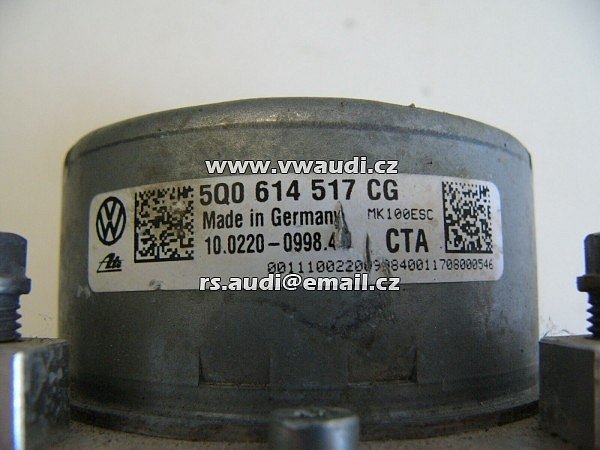 5Q0 614 517 CG VW Golf 7 VII  Čerpadlo ABS hydraulic blok řídicí jednotka VW Golf 7 VII  - 3