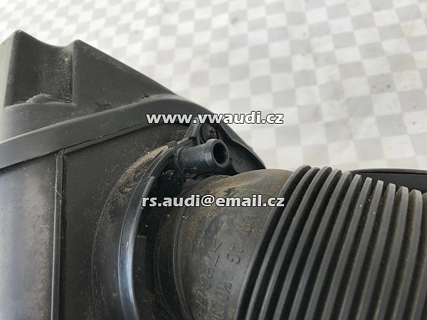 1K0 129 601 Vzduchový filtr box vzduchového filtru Škoda Octavia II 1Z Superb 3T Yeti 5L 1,4TSI CAXA - 11