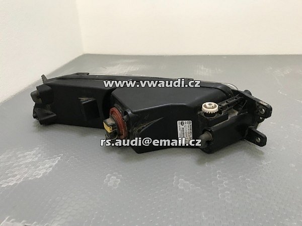 3G0 941 661 L  mlhové světlo VW Passat 3G B8 přední levé HELLA 1NA 011 839 13 - 2