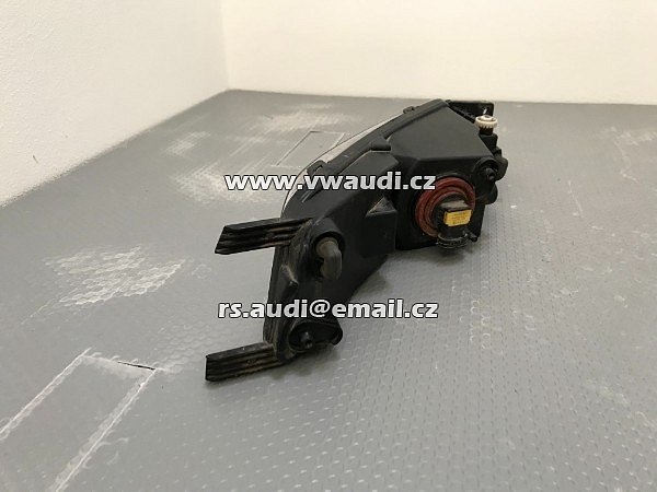 3G0 941 661 L  mlhové světlo VW Passat 3G B8 přední levé HELLA 1NA 011 839 13 - 3