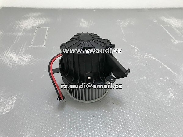  Audi A4 8K A5 8T motor ventilátoru topení motoru ventilátoru klimatizace 8K1820021Audi A4 8K A5 8T motor ventilátoru topení motoru ventilátoru klimatizace 8K1820021 - 2