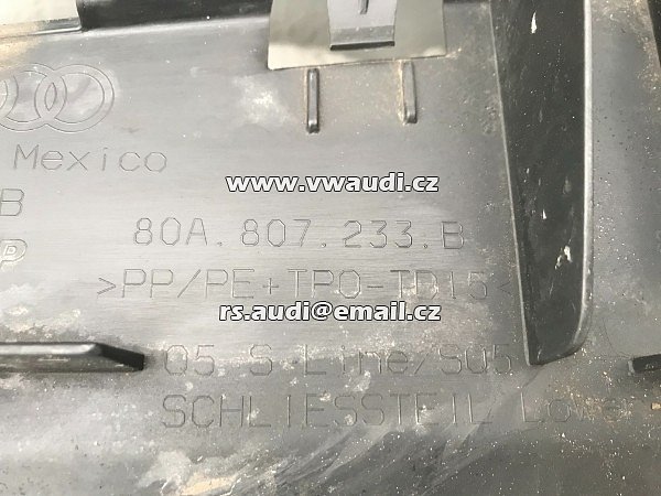  spoiler Audi 80A-807-061-C-GRU Audi 2018 2019 Q5 SQ5  ​​černý  lak  spoiler přeního nárazníku  s line  - 23
