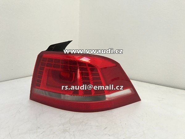 VW Passat Varinat 3C B7 z roku 2010 LED zadní světlo  pravé  3AF945208B - 2