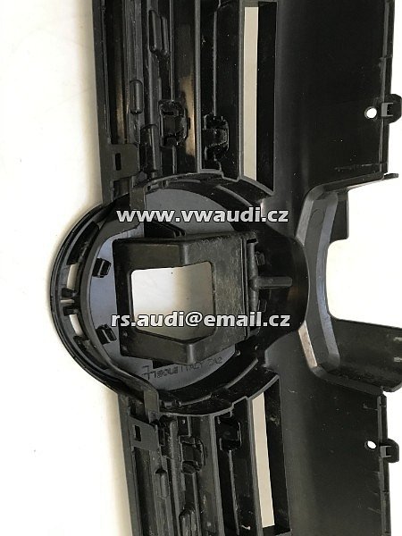 5G0 853 653 Q VW Golf 7 VII  Maska  2017-2020 Facelift  maska přední  5GO 853 653 Q mřížka nárazníku přední  - 9